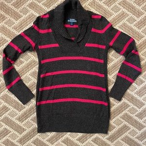 Old Navy striped maternity sweater, small